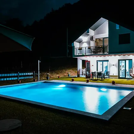Villa Kuca Zelena Bajka *